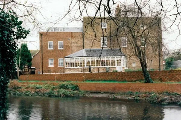 Bridge House Care Centre