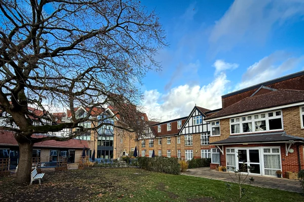 Rehabilitation support in Forest Place gardens