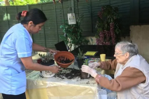 Dedicated one-on-one support at Forest Place